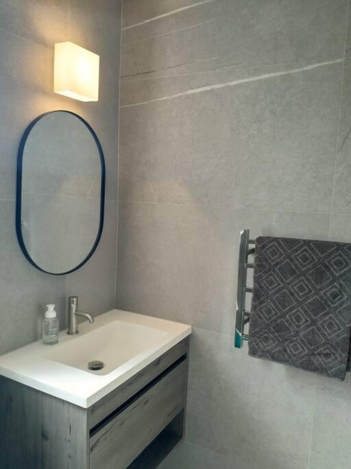 Xspot Medlands Beach House - Ocean Views - Short Stroll To The Beach Eksteriør bilde