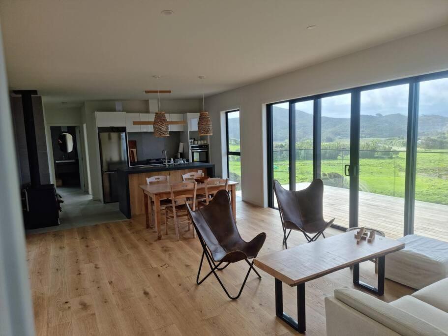Xspot Medlands Beach House - Ocean Views - Short Stroll To The Beach Eksteriør bilde